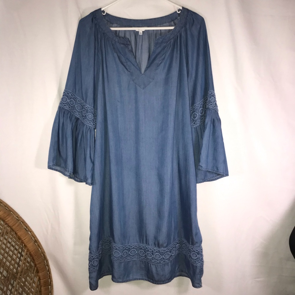 🌸NWT Crown & Ivy Peasant Dress Chambray XL
